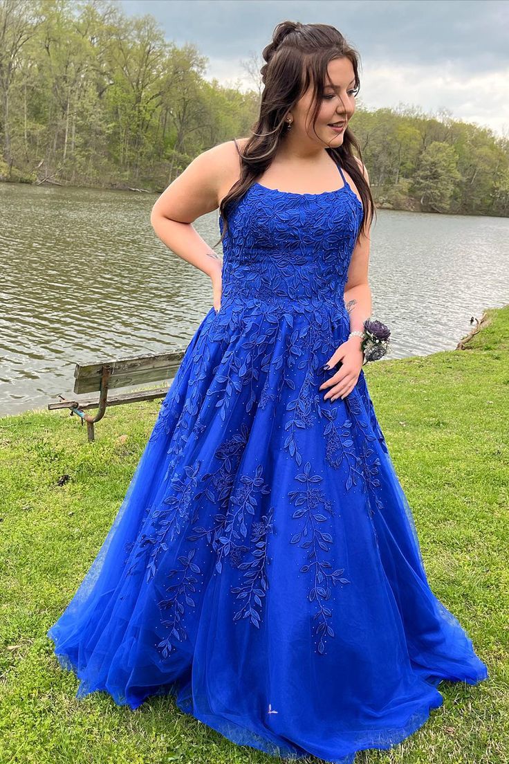 Blue Prom Dresses Applique Graduation Gown        S3711