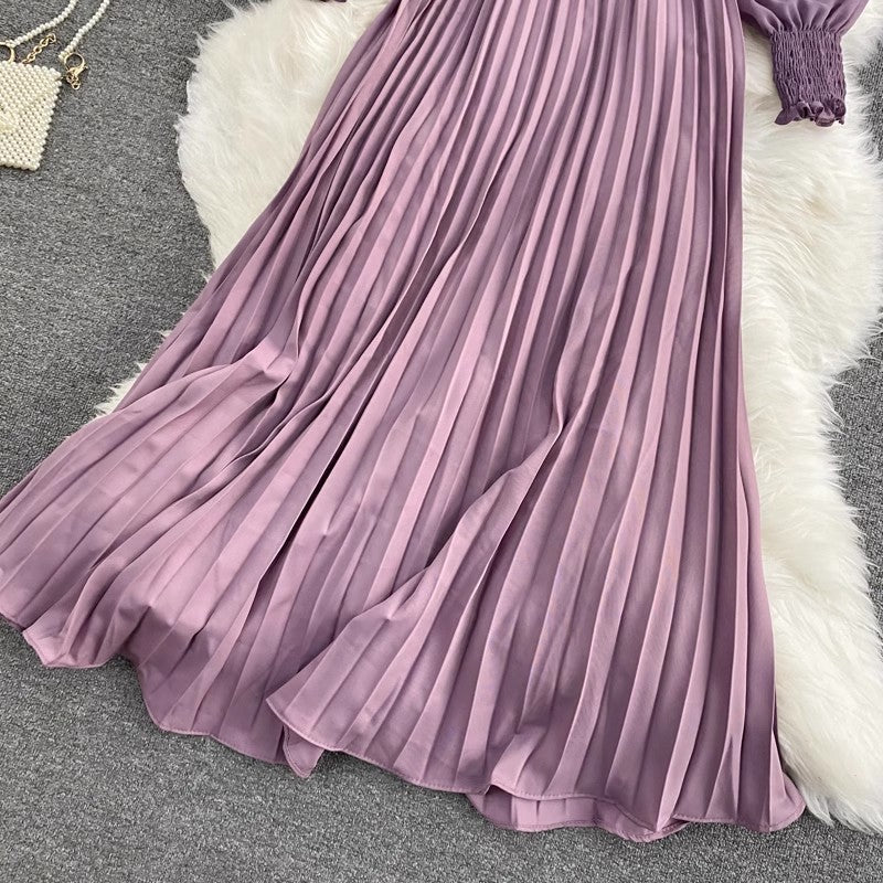 round-neck dress new solid color pleated long skirt      S3914