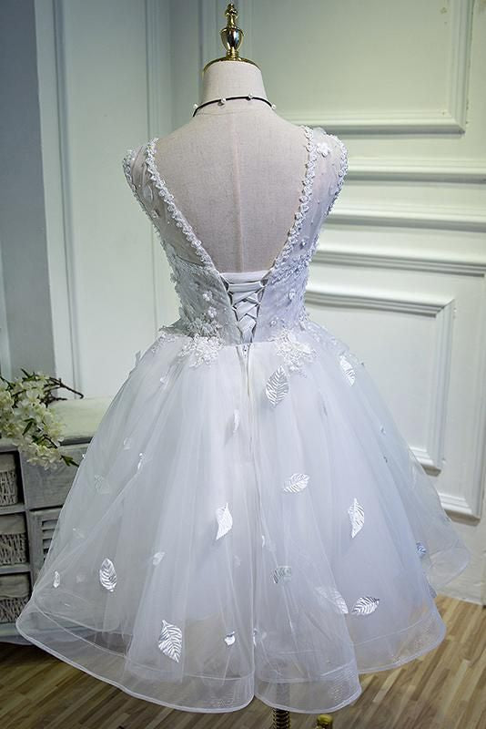 Simple Sweetheart White Lace up Beads Lace Appliques Tulle Straps Homecoming Dresses         S2960