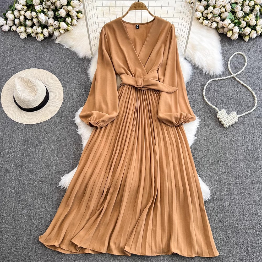 lantern long-sleeved V-neck A-line pleated dress elegant long skirt     S4044