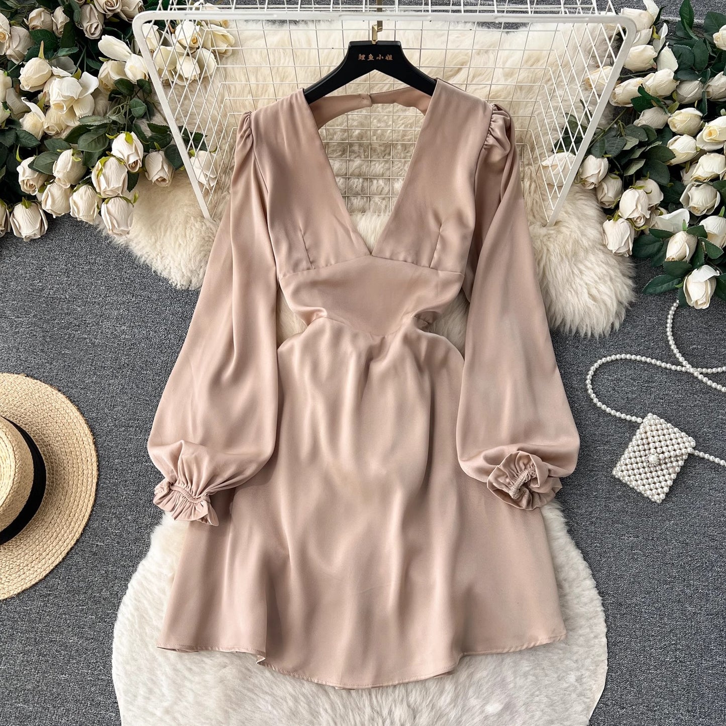 hot girl deep V-neck backless puff-sleeve dress for women party dress      S4588