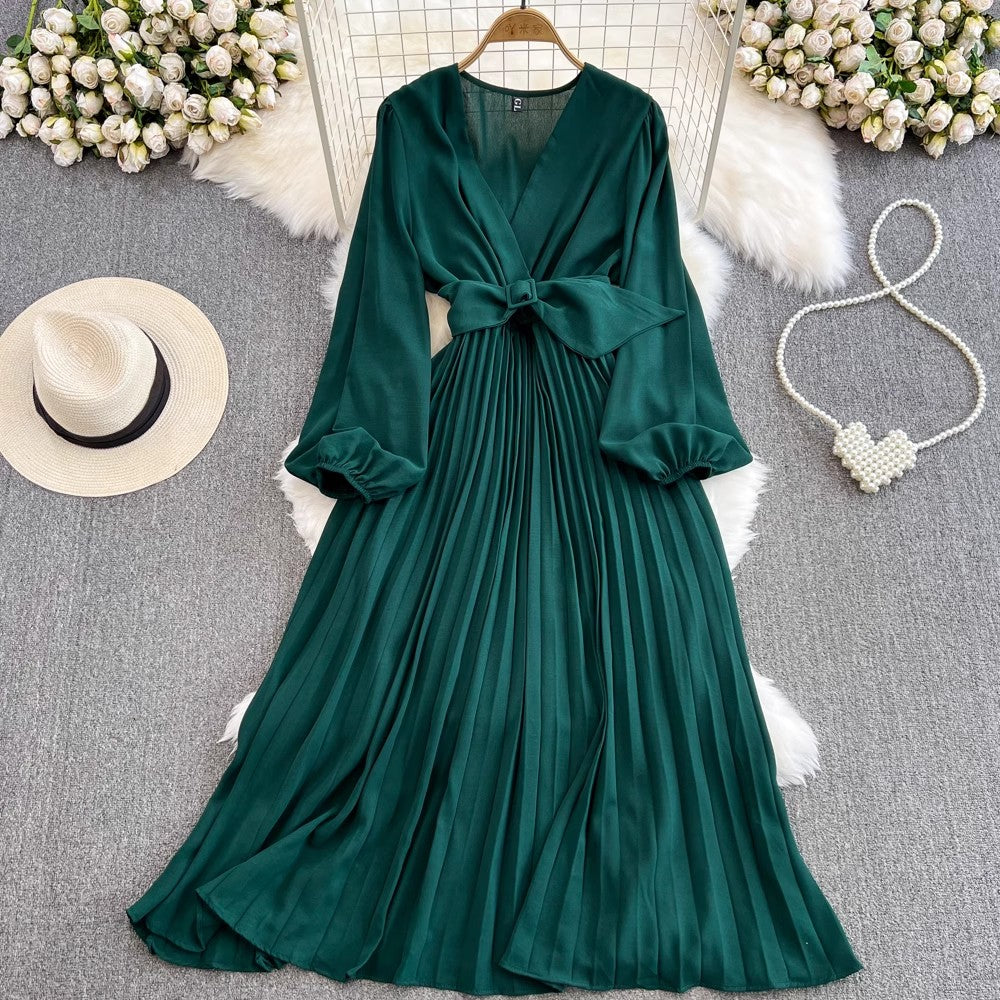 lantern long-sleeved V-neck A-line pleated dress elegant long skirt     S4044