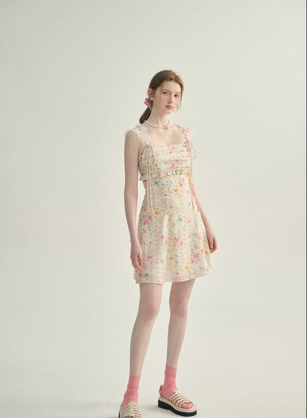 French seaside dress short skirt suspender skirt floral skirt R2759