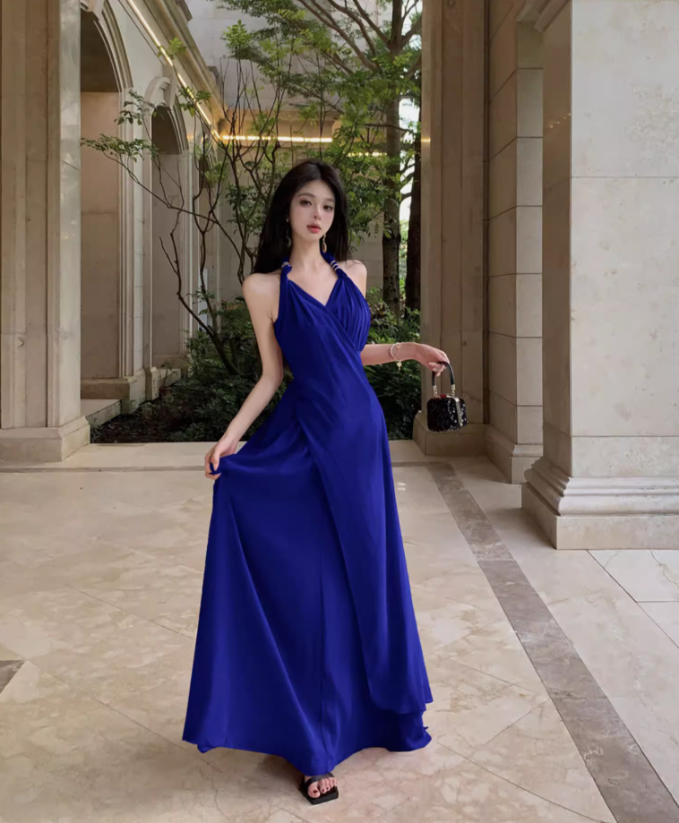 French seaside holiday long dress, temperament and slim red v-neck halter neck drape dress R1600