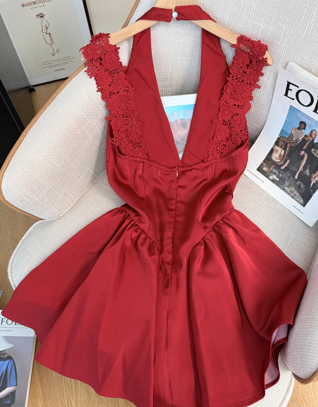 French pure desire lace halter neck dress female new style waist slimming backless sexy A-line skirt R4031