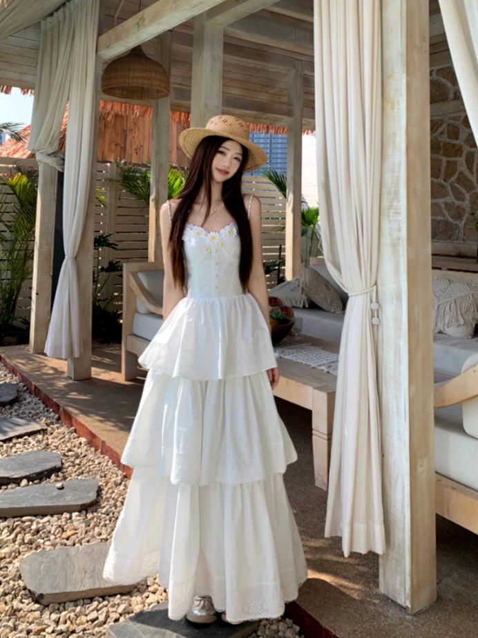 Fairy Qianjinfeng waist skirt daisy flower gentle white moonlight cake dress R1748