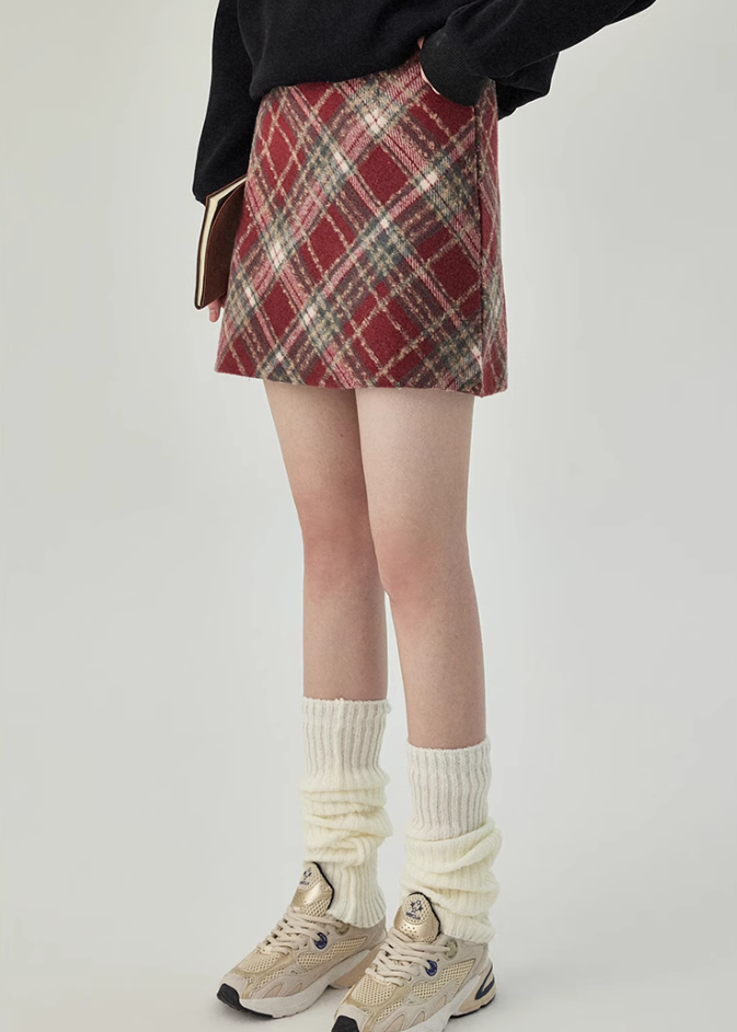 Red plaid a-line skirt 2025 new style hip skirt small slim short skirt R2369