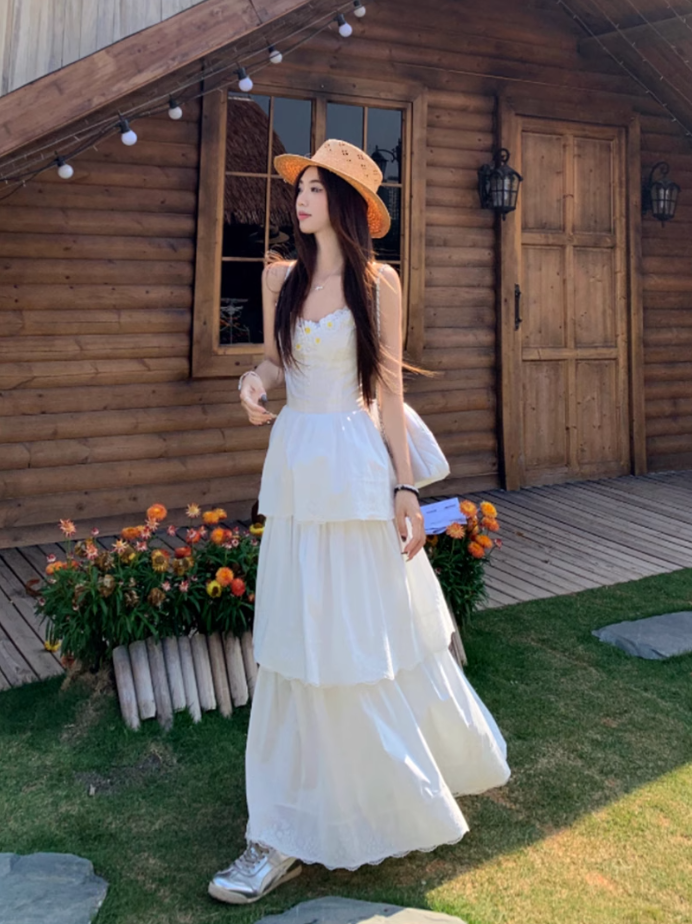 Fairy Qianjinfeng waist skirt daisy flower gentle white moonlight cake dress R1748