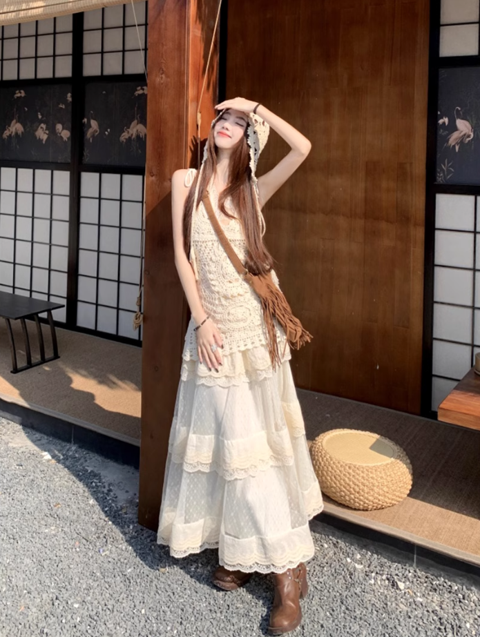 Fairy temperament wear a complete set of lace suspenders knitted vest skirt layered wear R1734