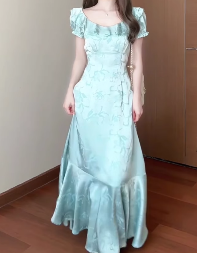 Large size French U-neck tea break ruffle dress retro exquisite slim fit blue dress R1881