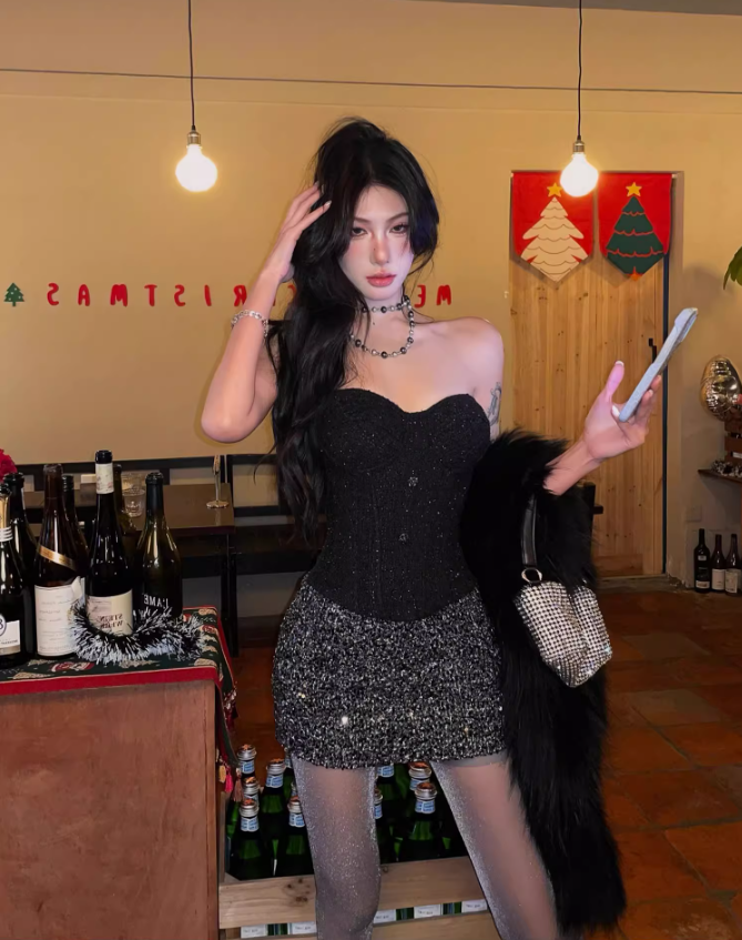 French style small Chanel style fishbone tube top 2025 hot girl sequin hip skirt suit R1184