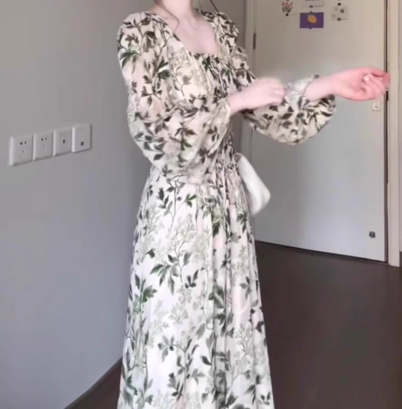 Green floral long-sleeved dress gentle temperament waist A-line long skirt R0707
