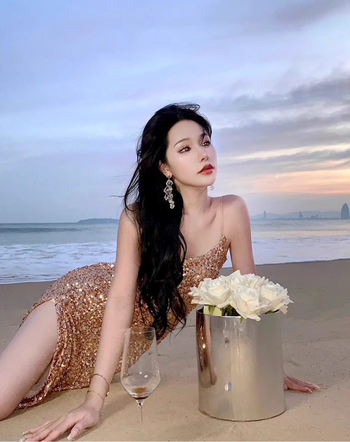 Sexy gold sequined suspender dress with slit hip-hugging holiday beach dress dress R1490