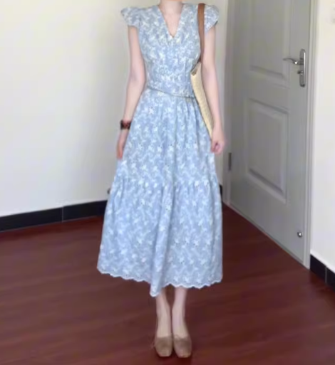 Blue v-neck floral dress with small flying sleeves, beautiful waist A-line beach dress R0781