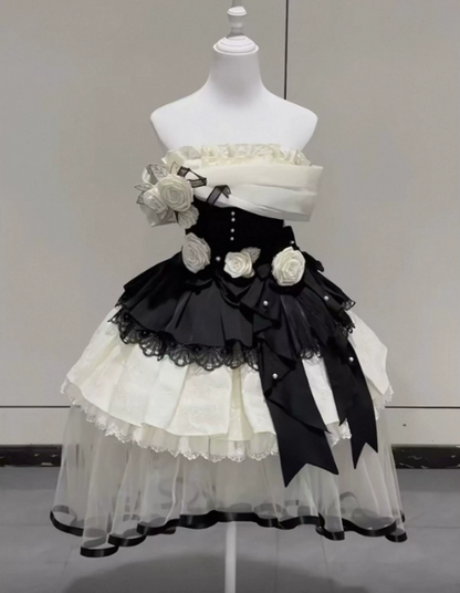 Elegant Black and White Homecoming Dress ,A-Line Strapless Applique Tiered Corset Short Prom Dress RS874