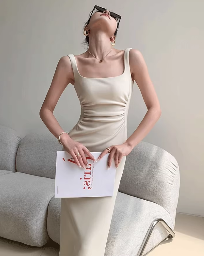 Square neck camisole dress 2025 temperament waist hip slit high-end long skirt R1452