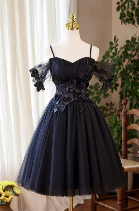 Elegant Black A-Line Spaghetti Straps Applique Corset Mini Prom Dress Homecoming Dress RS579