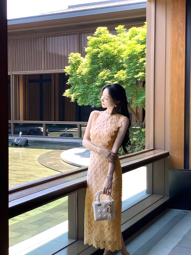 Retro Heavy Khaki Sleeveless Three-Dimensional Decorative Dress for Women R4257