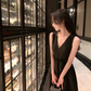 French black V-neck sleeveless dress summer retro Hepburn style waist slimming little black dress R4256