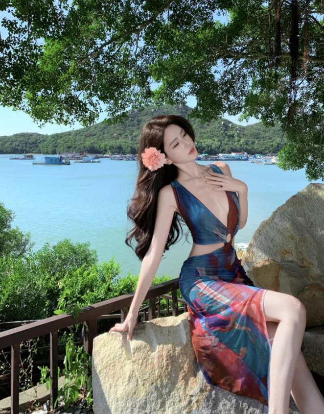 Ultra-low deep V elastic waist-revealing mesh dress hip skirt sexy seaside holiday outfit R1632