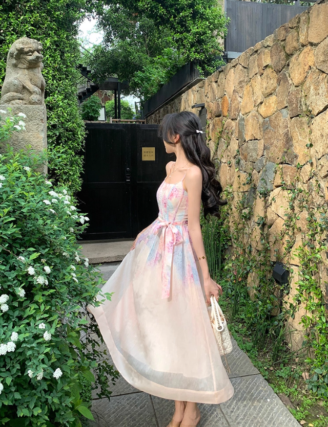 Fresh and elegant gradient print dress female 2025 new French gentle style flower suspender skirt R4380