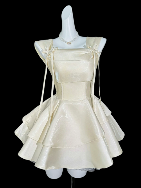 Charming Corset Homecoming Dress ,A-Line Square Satin Tiered Short Prom Dress RS939