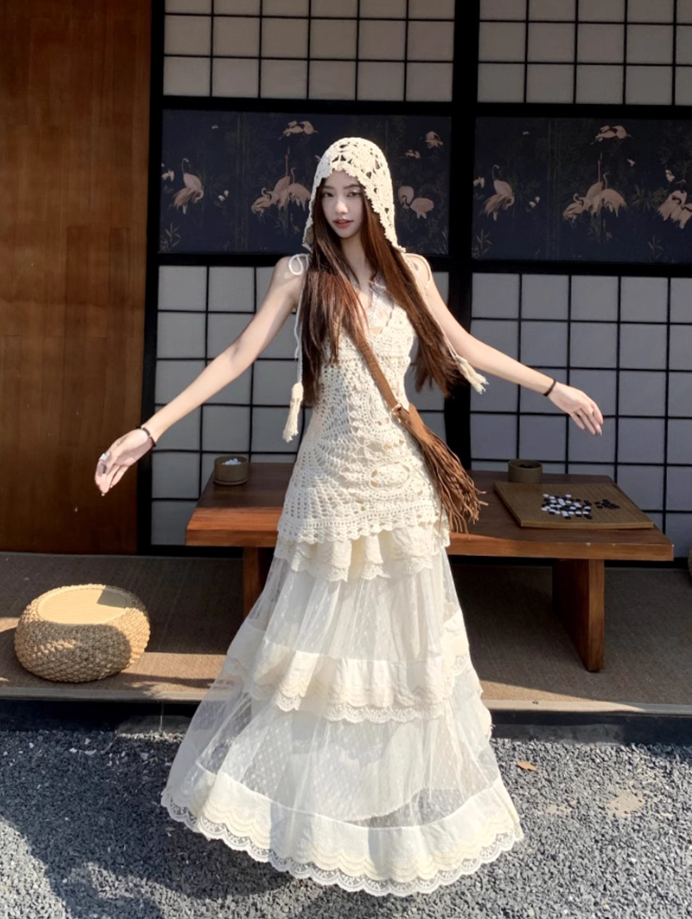 Fairy temperament wear a complete set of lace suspenders knitted vest skirt layered wear R1734