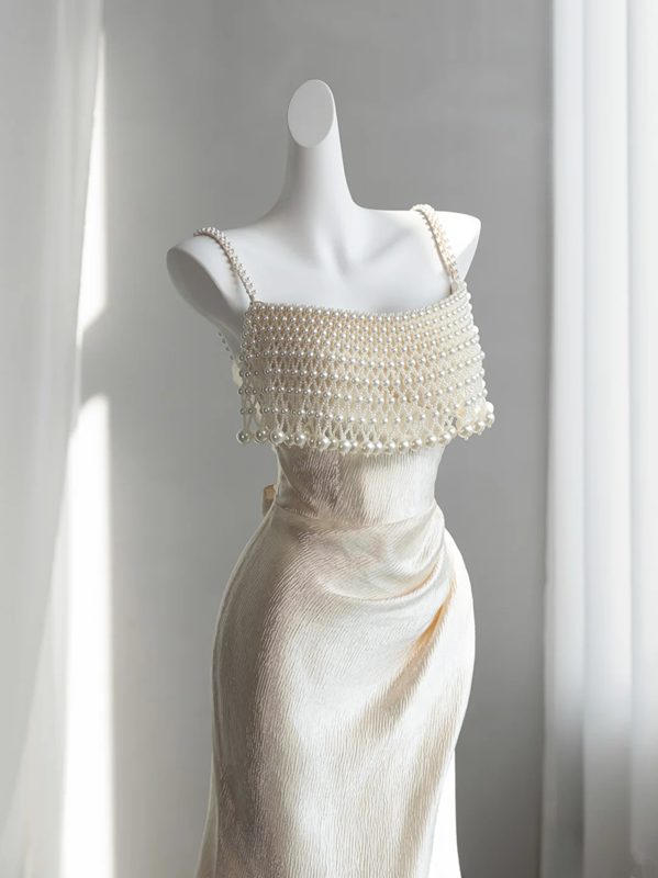 Light champagne-colored halter-neck fitted long ball gown, bridal gown R8858