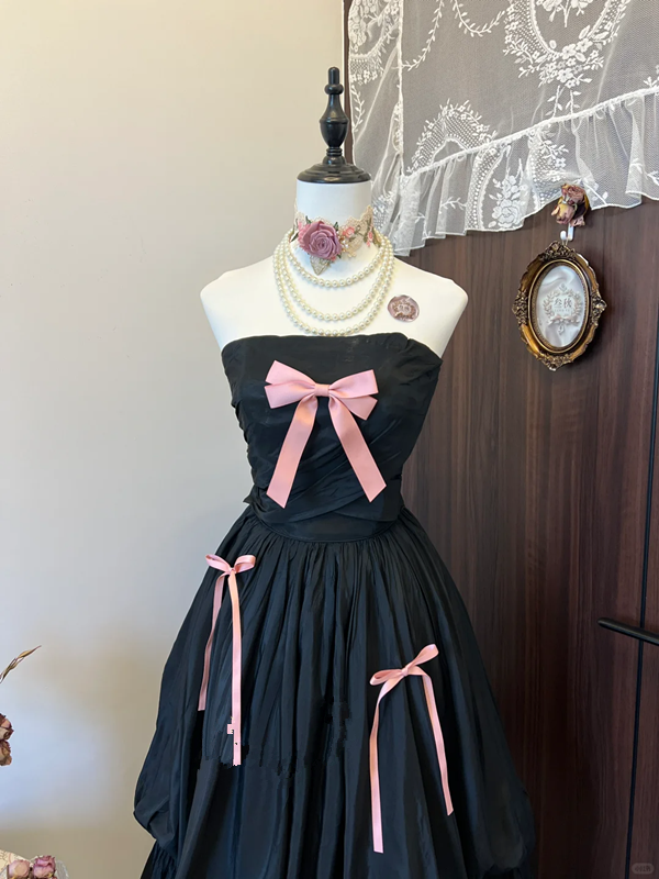 Black tube top with small bow design, slim waist and cake skirt, homecoming dress R4309
