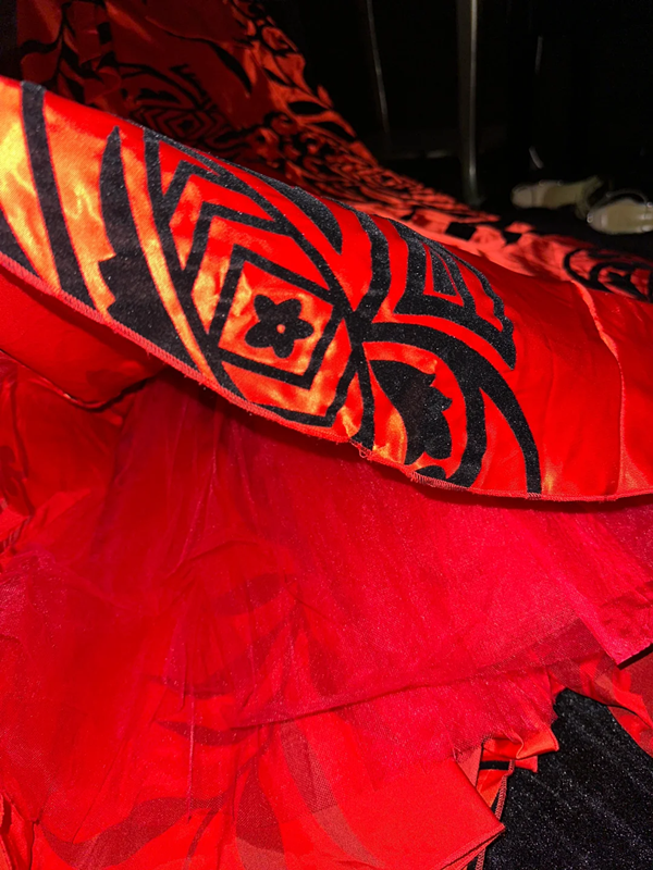 Red strapless, fitted waist, sexy and charming long ball gown R6931