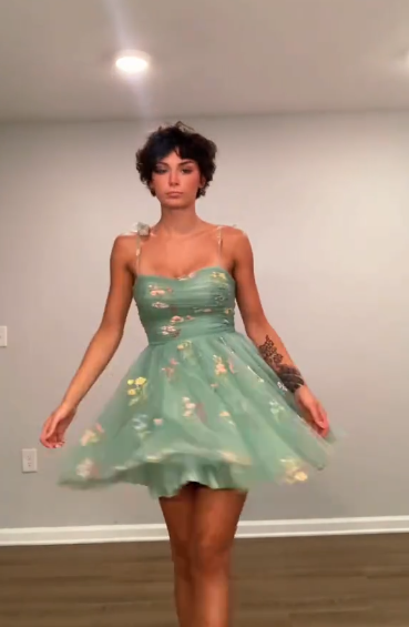 Green halter waist tutu skirt homecoming dress R5541