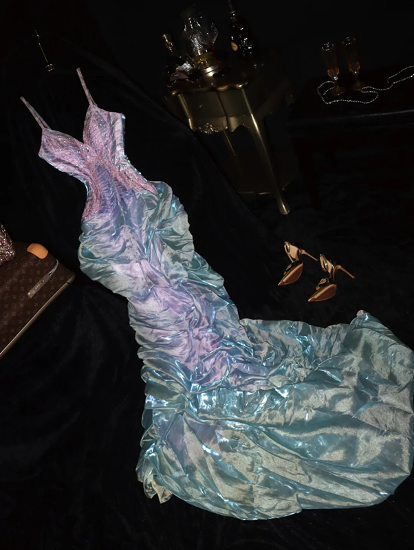 Blue-purple halter-neck fitted long ball gown R7011