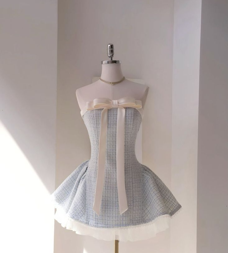 Light blue tube top bow design slim waist A-line princess skirt homecoming dress R3961