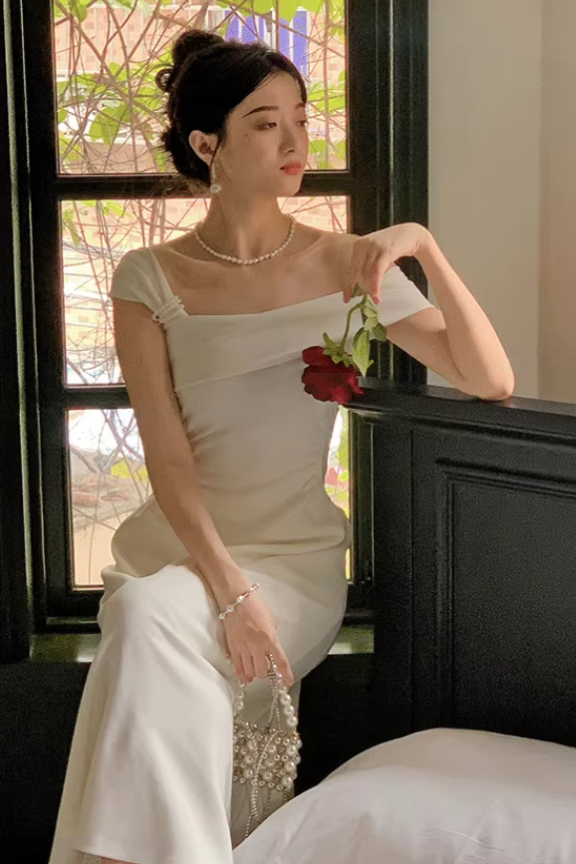 French one-shoulder dress 2025 sexy temperament waist elegant party dress R1488