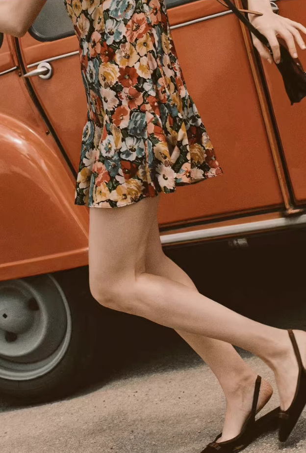 Dress new holiday French style niche printed flowers sleeveless round neck short skirt R2922