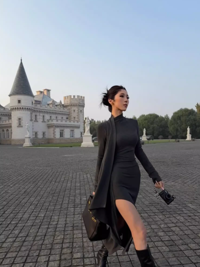 High-grade grey long-sleeved dress 2025 waist-hugging hip-wrapped slit long skirt R1283