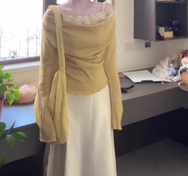 A complete set of outfits yellow one-shoulder top hip skirt 2025 two-piece suit R0768