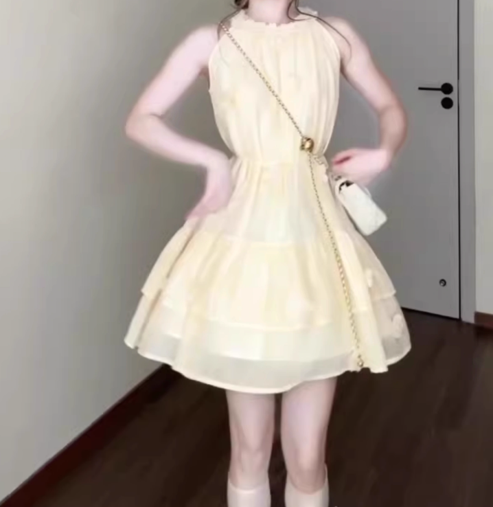 Gentle and sweet style flower halter neck dress beautiful waist A-line short skirt R0750