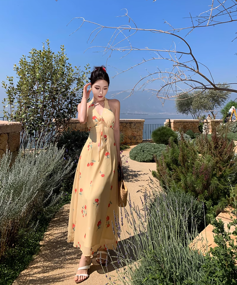 Gentle temperament halter neck floral dress beautiful waist backless A-line long skirt R0740