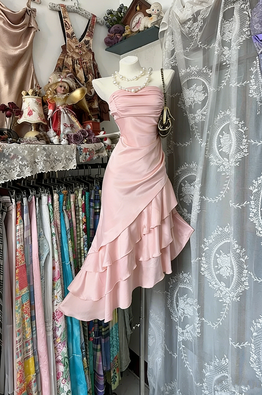 Champagne-colored strapless satin slim-waisted ruffled hem maxi ball gown R6180