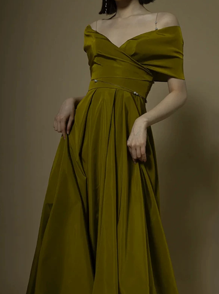 Elegant Bud Green Prom Dress ,A-Line Portrait Corset Maxi Evening Dress RS964