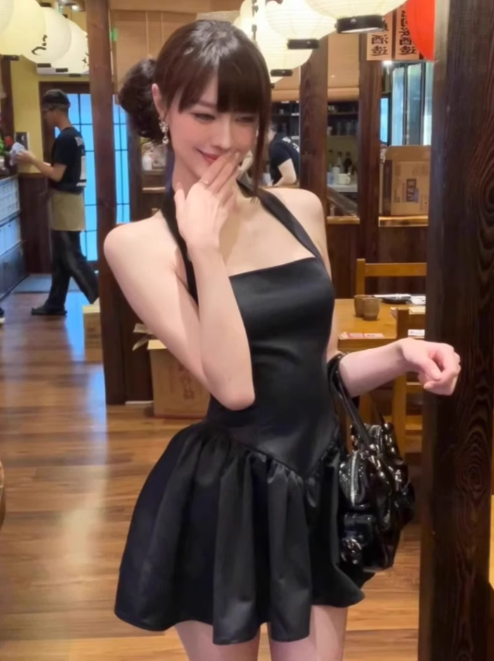 High-grade tube top halter neck dress 2025 backless waist tutu skirt R1214