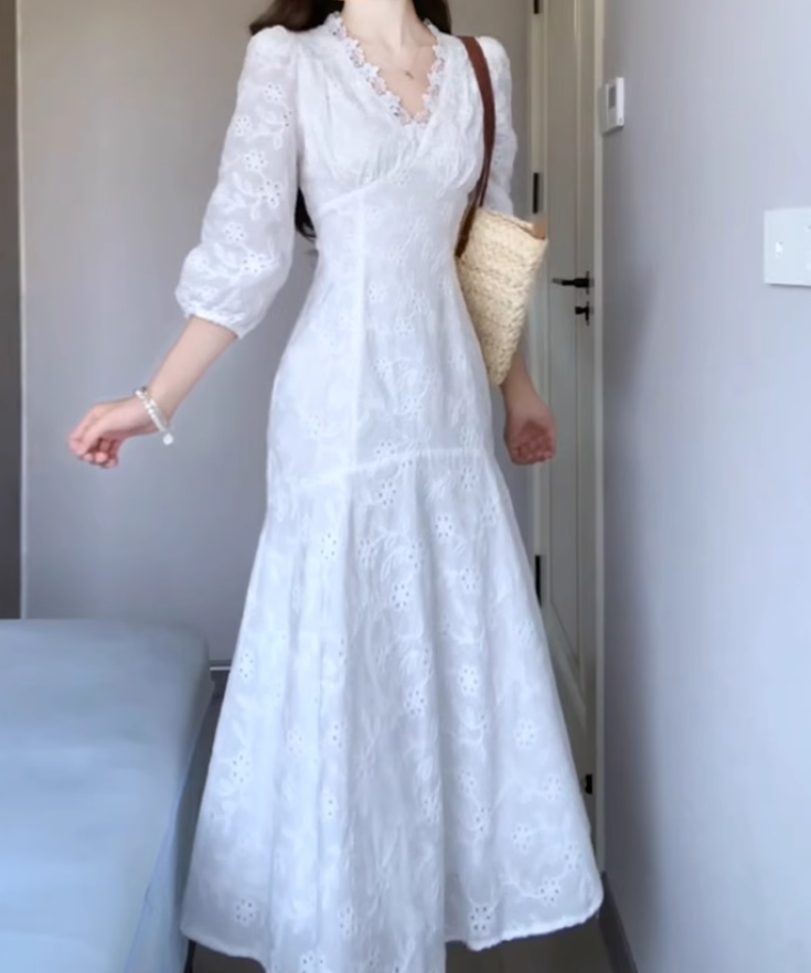 Large size French temperament embroidery design dress gentle slim fishtail long skirt R1828