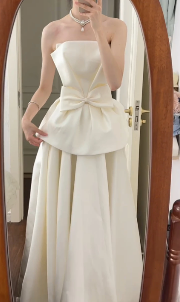 Elegant White Prom Dress ,A-Line Strapless Bow Waist Ornament Bodycon Maxi Evening Dress RS1019