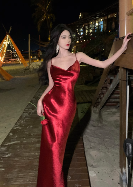 Retro suspenders red acetate swing collar hip-wrapped backless slim holiday inner skirt R1432