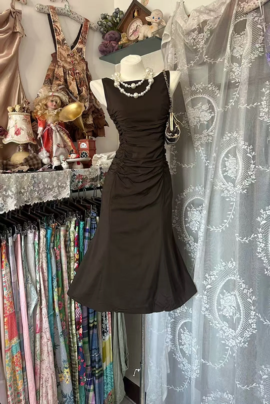 Dark brown sleeveless fitted waist sexy midi-length ball gown R7879