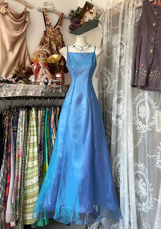Blue halter-neck satin fitted elegant long ball gown R6333