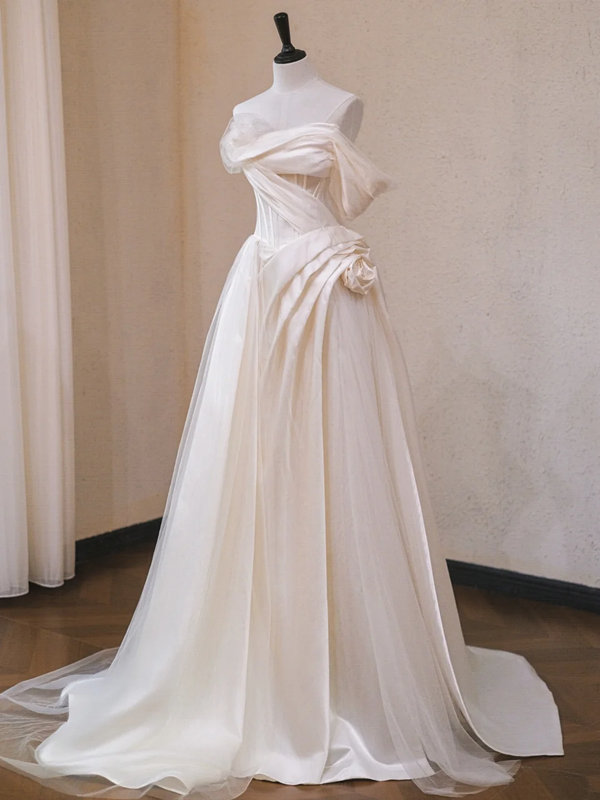 White sleeveless slim waist design satin bridal gown R5700
