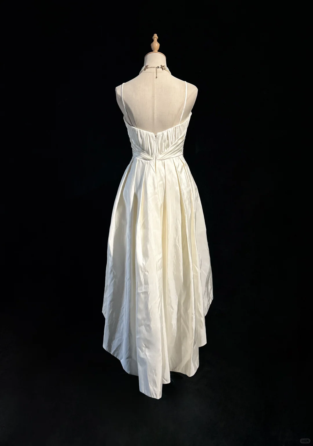 White suspenders, slim waist, irregular skirt, short skirt, homecoming dress R4920