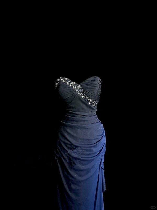 Gradient dark blue strapless fitted long ball gown R6653